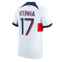 Fotballdrakt Herre Paris Saint-Germain Vitinha Ferreira #17 Bortedrakt 2023-24 Kortermet